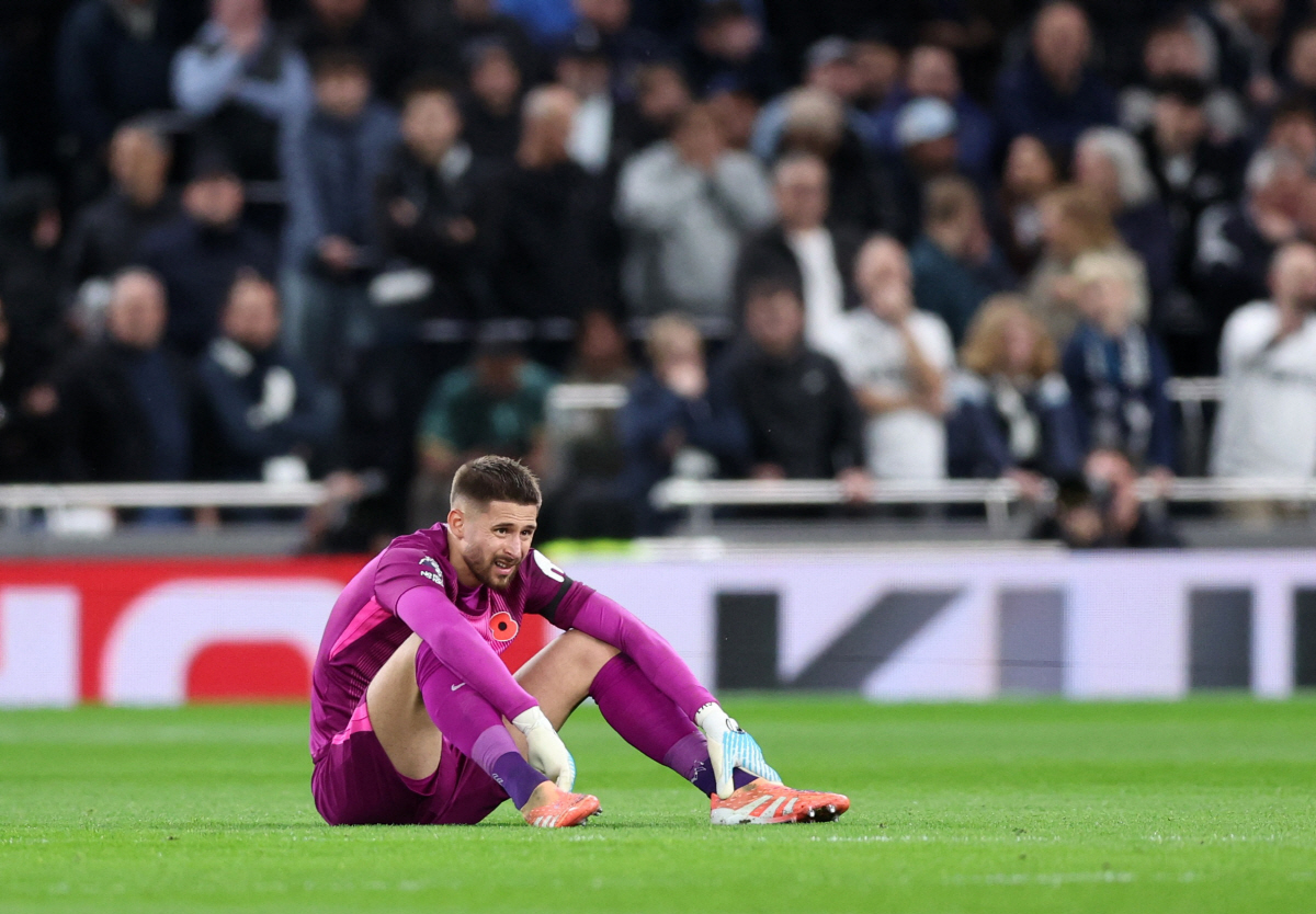 'SON은 대체 얼마나 이를 악물고 뛴 거냐' 밑천 다 드러난 토트넘의 …