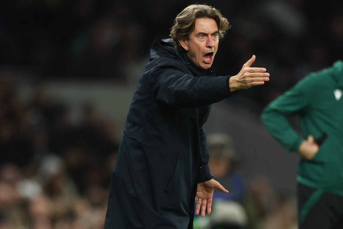 "작별 타이밍 예술이야" 손흥민, '올해의 탈출상' 수상 확실시…토트넘,…