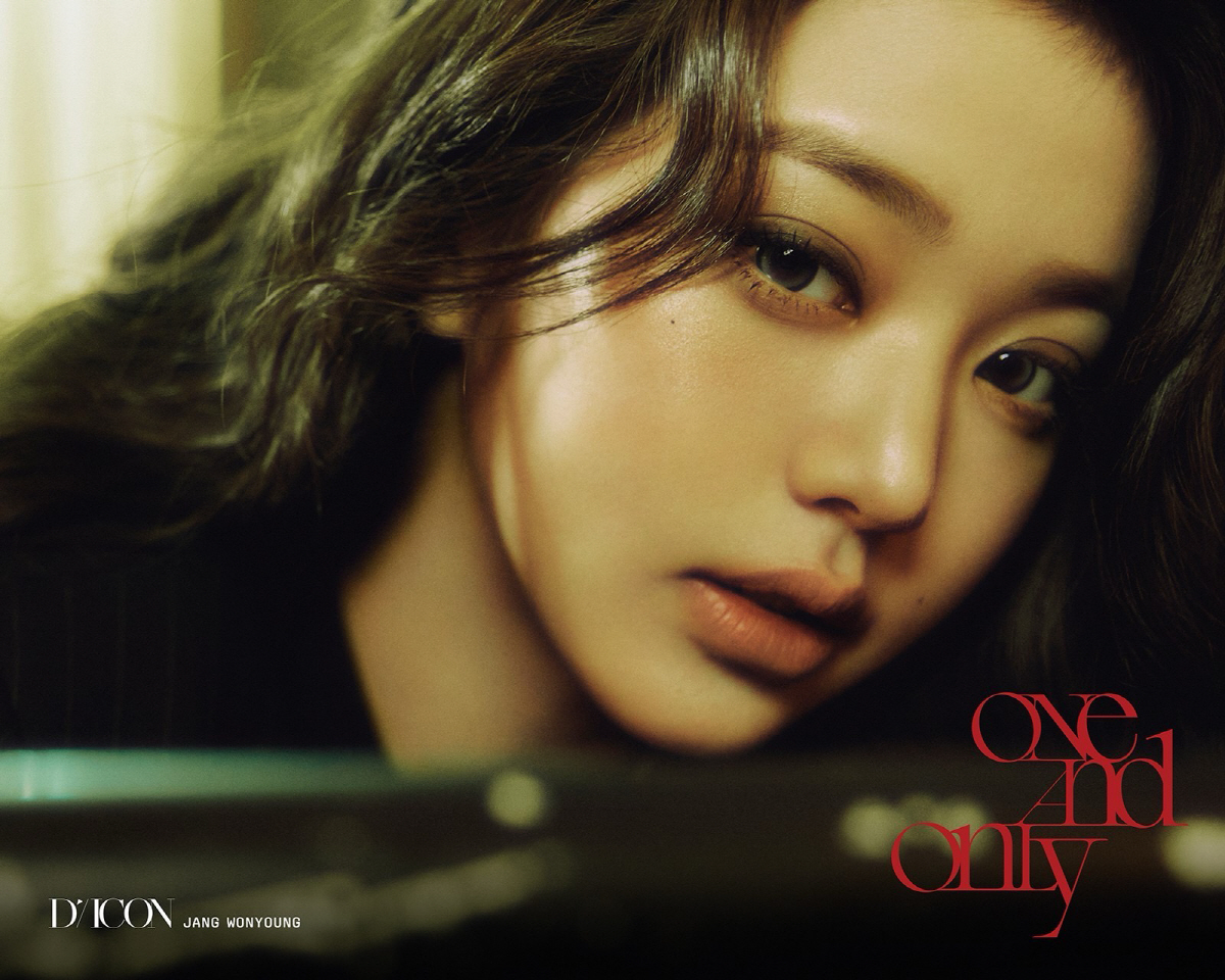 "원영적 누아르를 봤다”…장원영, ‘디아이콘’의 4가지 얼굴