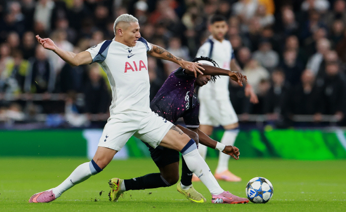 "흥민이 형, 나 덕분에 우승했지?" 英 BBC 분노의 '평점 테러'…'SON 떠난 토트넘 핵심' 폭망 "비판받을 만하다"