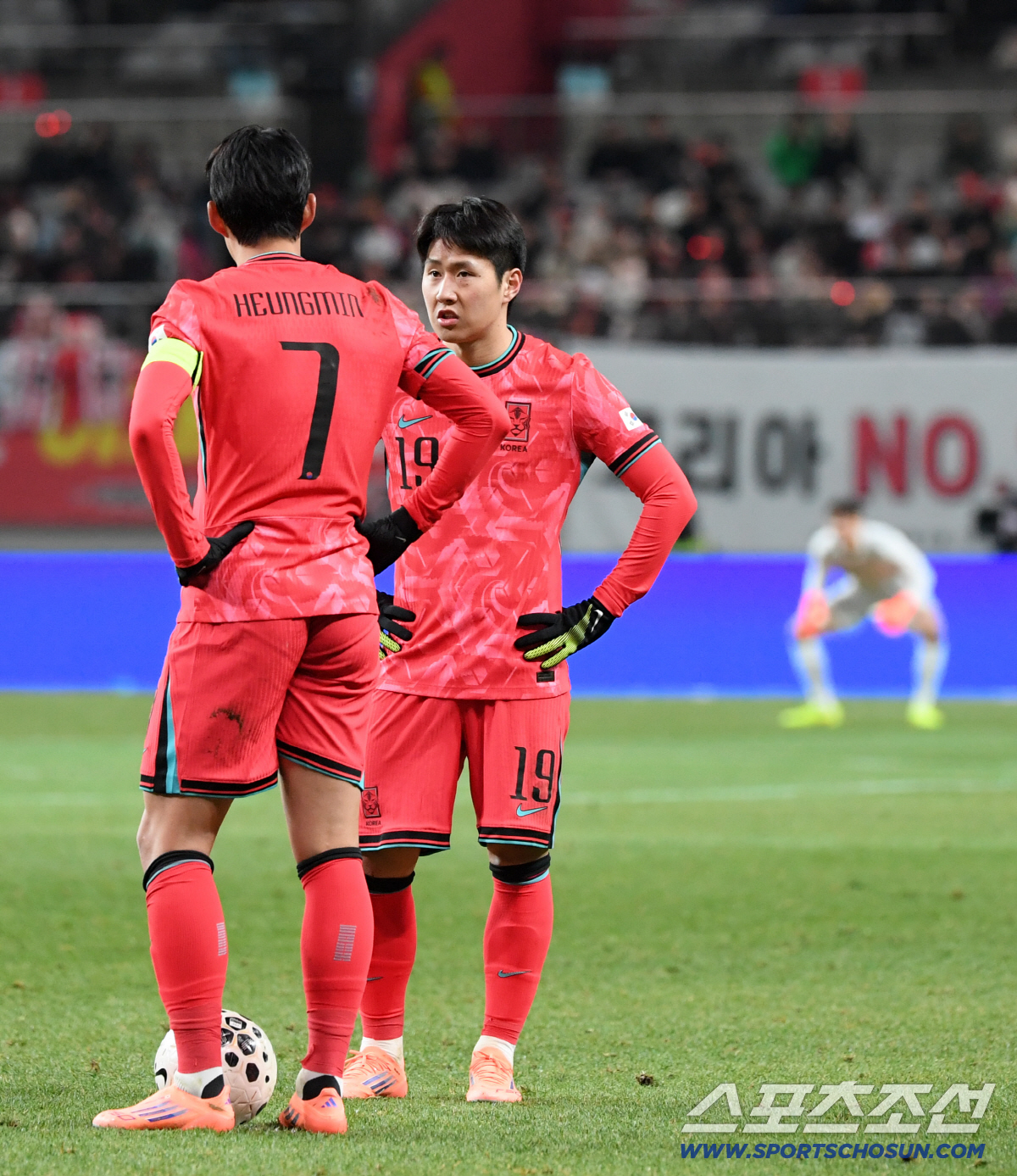 [오피셜]"유로파 우승→MLS 접수→월드컵 신화" 손흥민, 2025년 올…