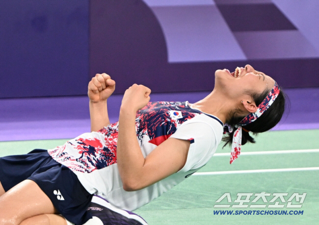 [오피셜]"유로파 우승→MLS 접수→월드컵 신화" 손흥민, 2025년 올…