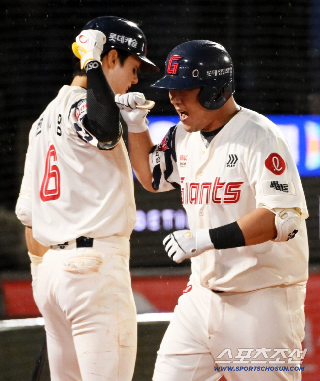 "롯데에서 함께해 영광, 사랑 돌려드리겠다" …1476G 자이언츠로 뛰었…