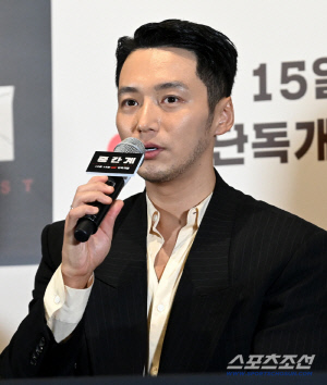 변요한, ♥티파니와 결혼 발표하더니 겹경사 터졌다...'타짜4' 주연 캐스팅