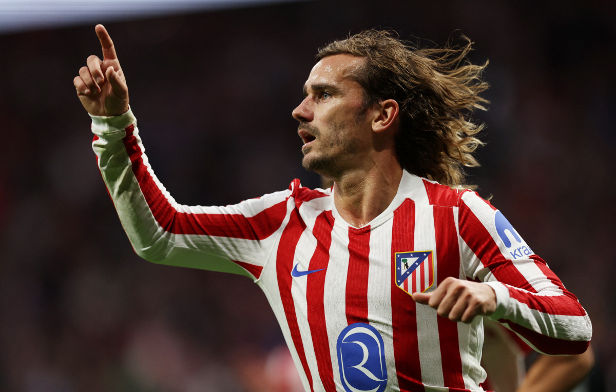 손흥민 초비상! 다시 길고 길었던 '무관의 늪' 빠지나...메시-뮐러 말…