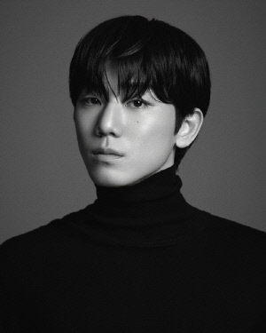 '티파니♥' 변요한, 새식구 생겼다 