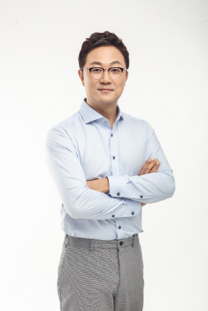 [공식] 24년 만 '동물농장' 하차..안지환, 건강상 이유로 모든 활동 중단