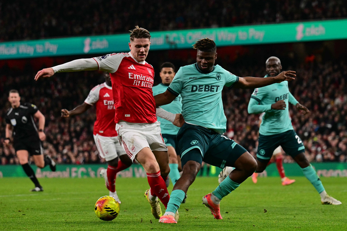 '아! 여자친구 버리지 말걸' 감싸고만 도는 감독, 1등팀서 최악의 부진…