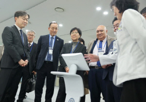 세브란스병원, 韓·日 장관에 AI 활용 첨단 의료기술 선봬