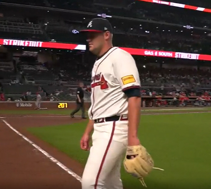 고물가 시대, 1만달러는 팁인가...90만도, 100만도 아니고 91만 …