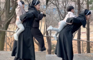 카리나, 첫 아기 어부바에 ‘허둥지둥’ 포착…“최고의 생일 선물!”