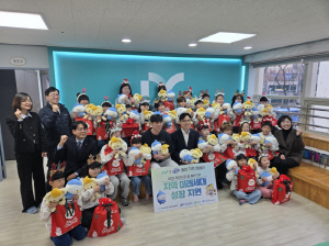 '홈런 1위' 삼성의 통 큰 선행, '최형우 합류 디아즈 잔류' 내년은 4000 돌파? iM뱅크 홈런적립금 3220만원 아동센터 기부