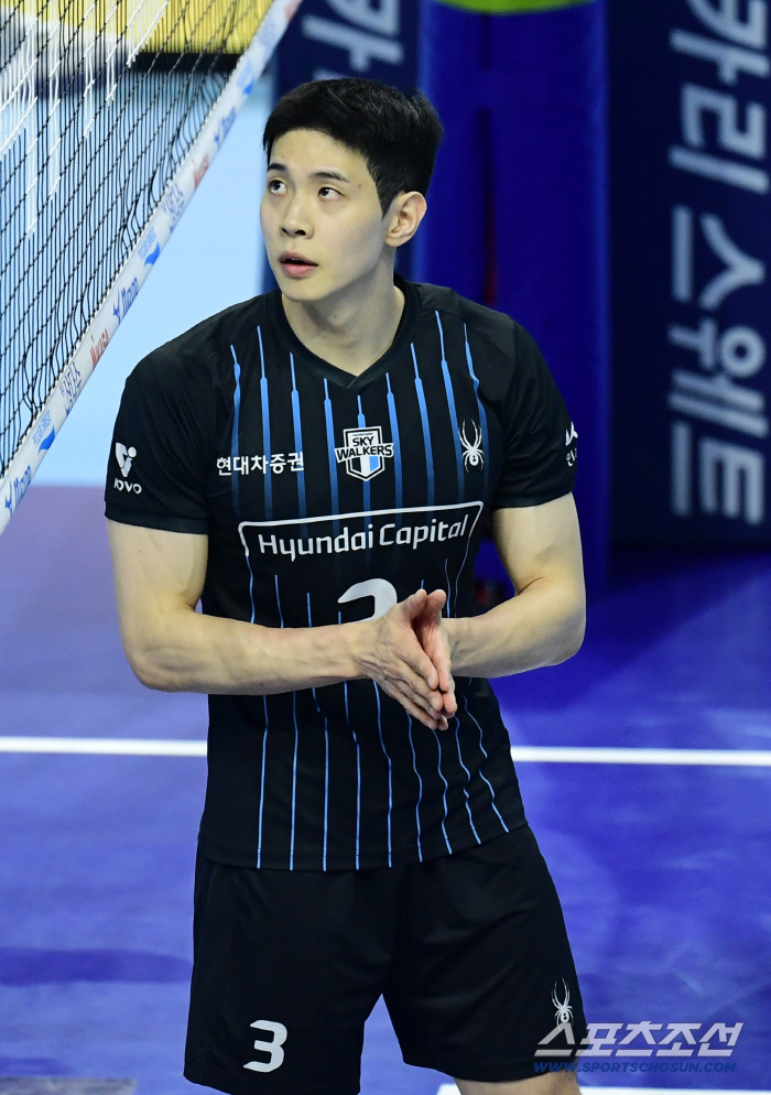 "첫 만남 때와는 다르다"…반격 준비! 현대캐피탈, 주전 세터까지 돌아왔다