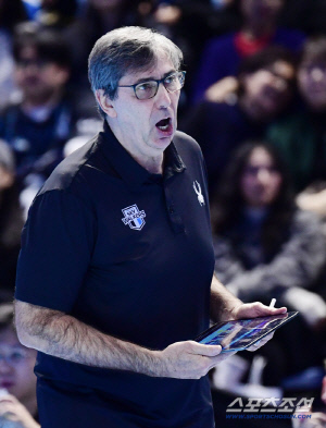 주전 세터 복귀, 그러나 통한의 셧아웃 패배 