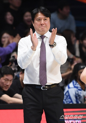 [현장리뷰]'종료 직전' 하윤기 위닝샷→'신인' 강성욱 맹활약 KT, 소노 86-85 잡고 '5할 승률' 복귀