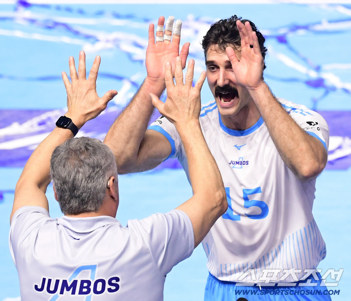 "배구만 50년 넘게 하는데…" 헤난 감독이 말한 '배구의 진리', 대한…