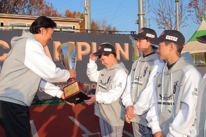 "우승의 기쁨이 남달라요" 전국대회 4관왕 최강팀도, 이 대회는 특별했다