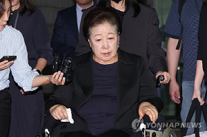 경찰, '통일교 금품 의혹' 한학자 구치소 접견조사 시도