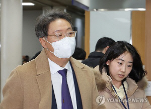 '쌍방울 대북 송금' 北 공작원과 교류…방용철, 전 부회장 집유