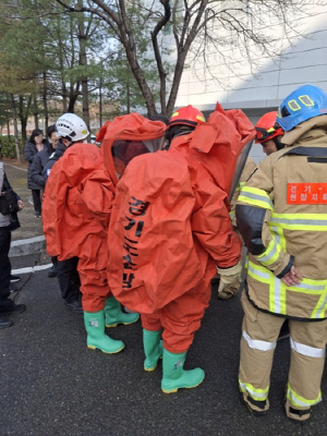 수원 광교테크노밸리 연구시설서 염소 누출…4명 인후통 증상
