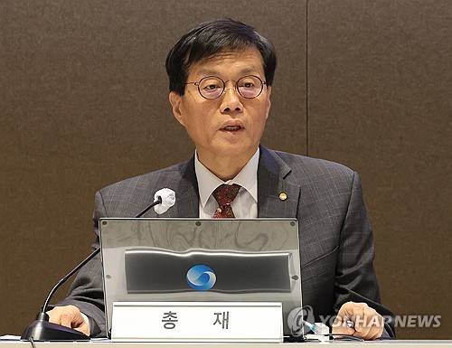 한은총재 "대미투자 연200억달러, 외환시장에 영향 없는 정도로"