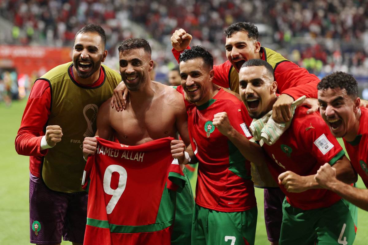 '월드컵 죽음의 조' 일본 눈물 흘릴 지경, 32강 유력 상대 모로코 승…