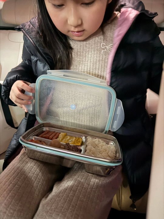 홍경민, 테이 이어 "가수 생활 정말 개꿀"..딸 도시락 싸다 母 생각에…