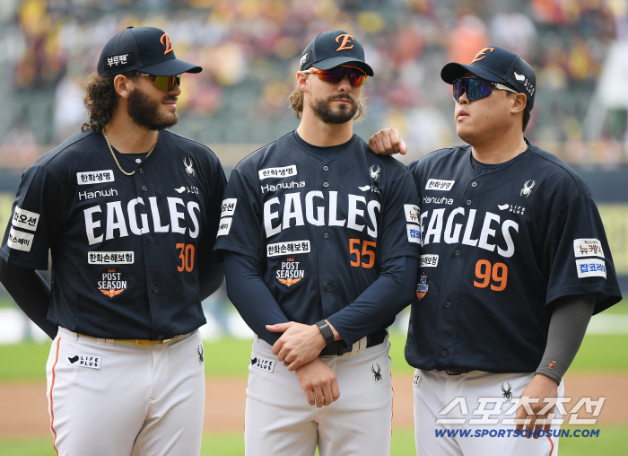 대충격 고백! 폰세, 日시절 왕따 폭로 → "정말 괴로웠다. 가장 어두운 시기"