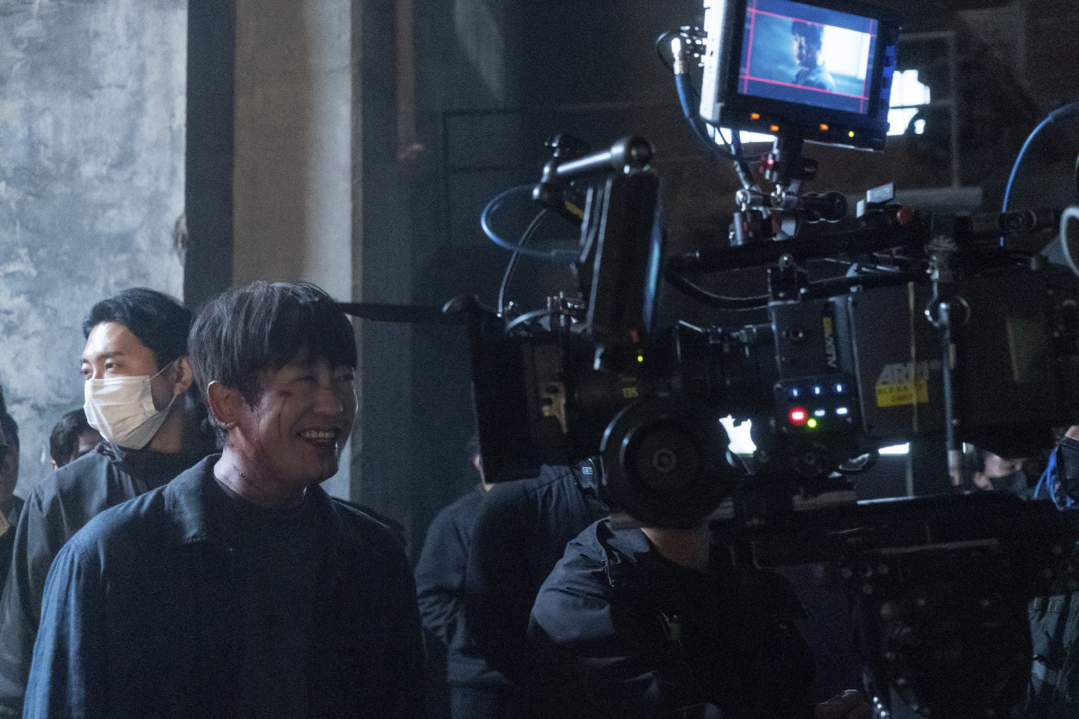 "억지로 웃기지 말 것"…허성태X조복래 '정보원', 코믹 감성 남달랐다