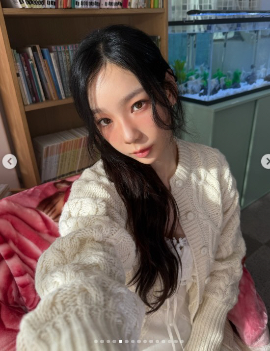 태연 맞아? 팬들 두 번 보게 만든 '확 달라진 무드'