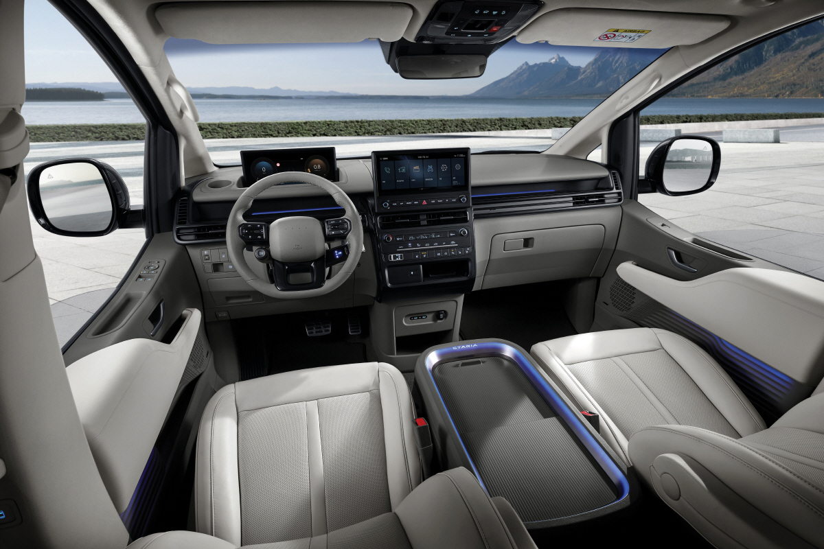 현대차, 더 뉴 스타리아 출시…부분변경 통해 디자인·편의사양 강화