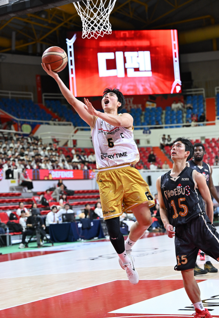 [현장분석] '전준범데이' 현대모비스 끝내 웃지 못했다. 정관장 66대63 짜릿한 역전승. 부진했던 박지훈-오브라이언트 원-투 펀치 승부처 어떻게 지배했나