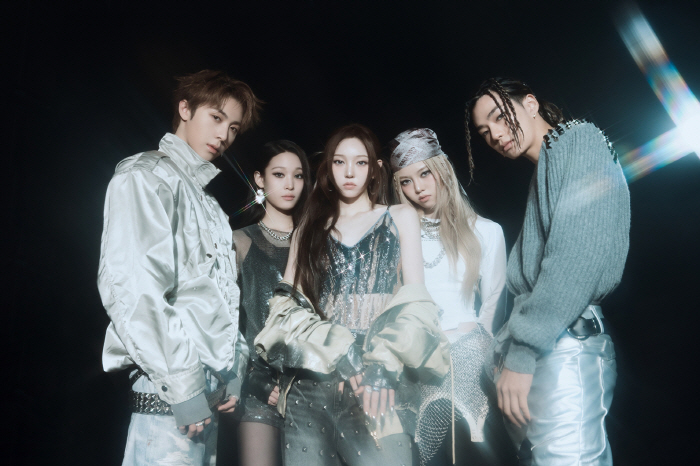 [SC결산] 왕좌는 하나가 아니었다…지형 달라진 2025 가요계