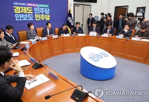 (서울=연합뉴스) 황광모 기자 = 더불어민주당 정청래 대표가 12일 서울 여의도 국회에서 열린 최고위원회의에서 발언하고 있다. 2025.12.12 hkmpooh@yna.co.kr
