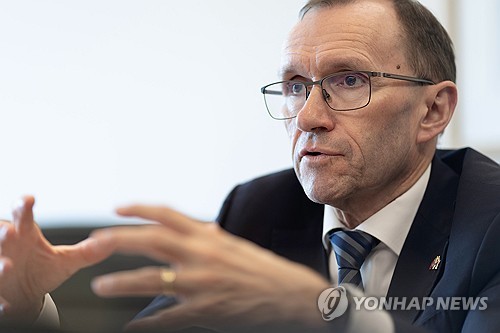 노르웨이 외교장관 "우크라이나 평화 협상, 한국에서 배워야"
