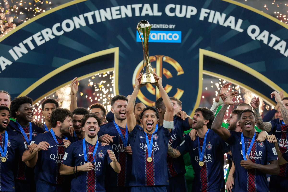 전반 35분 부상 교체아웃→시상식서 '활짝'! '역대급 유관력' 이강인,…