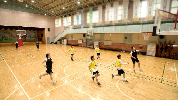 겨울 스포츠 풋살·농구, 뼈·관절 주의…힘찬병원 "운동 전 '이것' 필수…