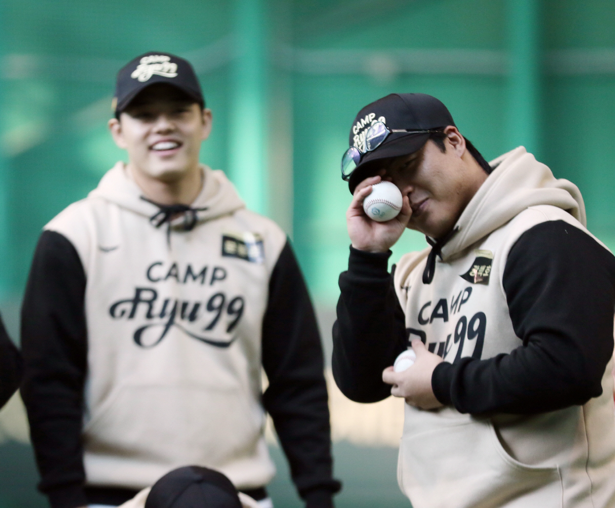 "제구력 높이려면…" 류현진이 답했다…올해로 2회째! 'CAMP RYU9…