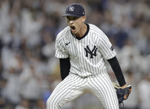 다저스 광풍에 희생된 메츠, 해법은 '옆집 털기', 두번째 15㎞ 불펜 이적, 위버, 2년 313억원 이적