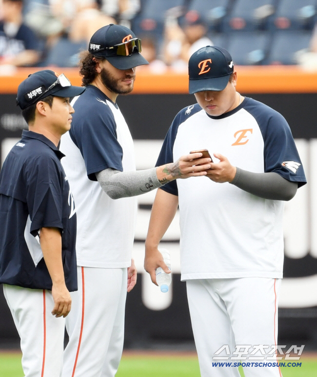 美 독립리그 갈 뻔, '한화행' 폰세 천운이었다…"류현진·와이스한테 배운…