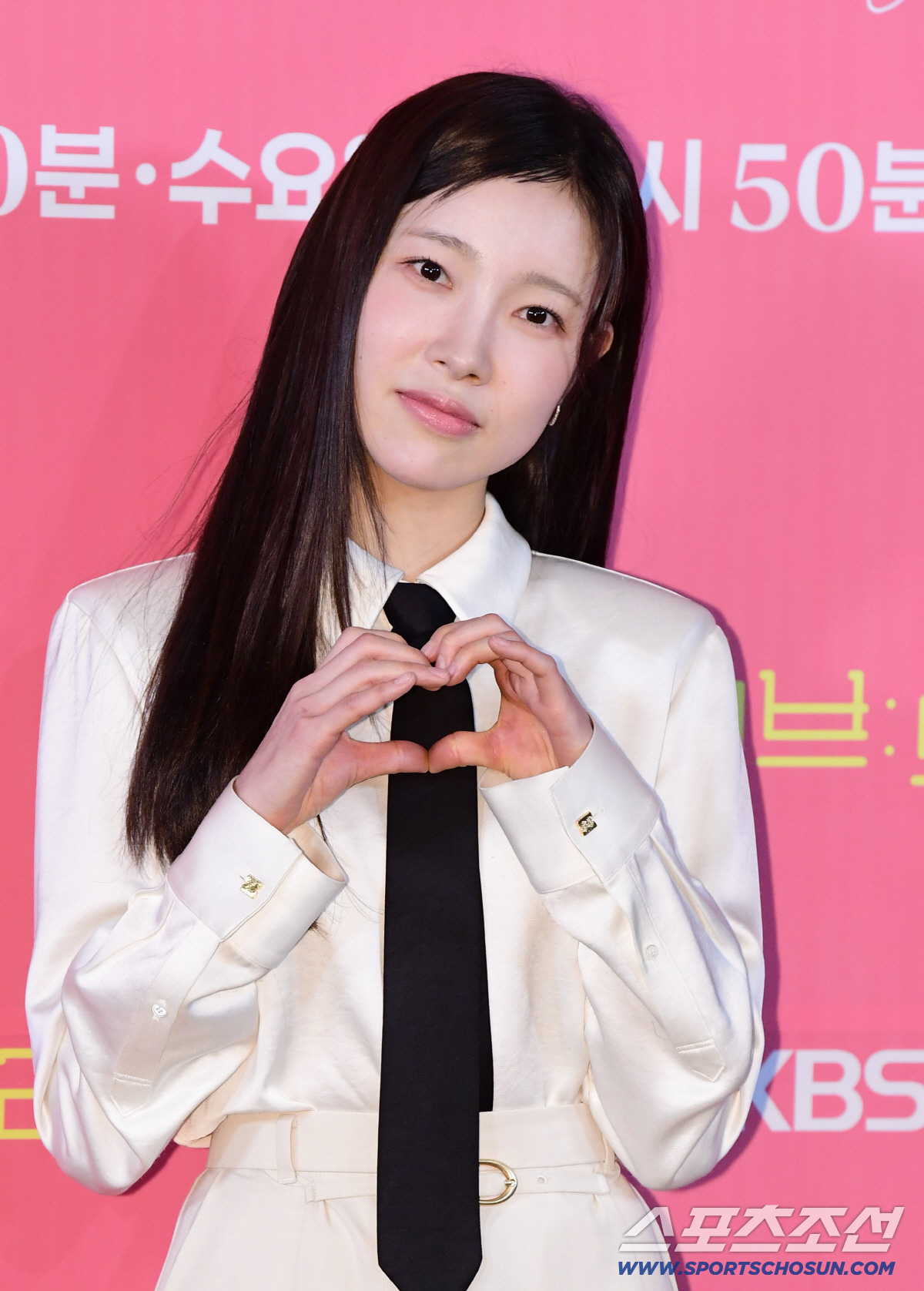 '맑눈광' 김아영, 로맨스 연기도 되네…'직진 사랑꾼' 캐릭터 착붙('러…