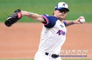 두산 이후 10년만에 2연패 도전. 핵심은 취약한 불펜 보강. 외부 보강없는데 벌써 된듯한 느낌은