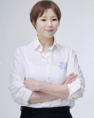 입짧은햇님도 주사이모 의혹…박나래 약 전달책까지 