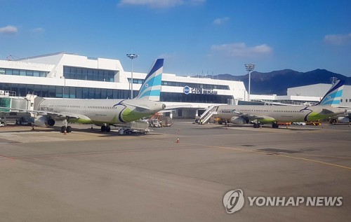 김해국제공항 국제선 여객 1천만명 돌파…역대 최대