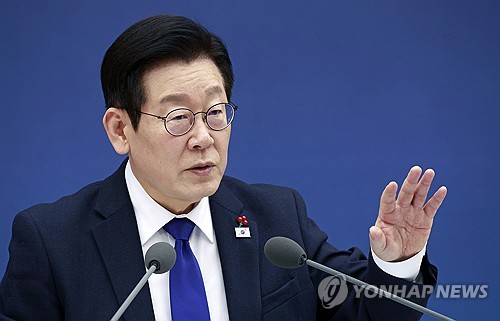 李대통령 지지율 55%…민주 40%·국힘 26%[한국갤럽]