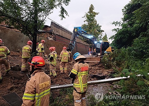 오산 옹벽 붕괴 사고 조사 기간 2개월 추가 연장