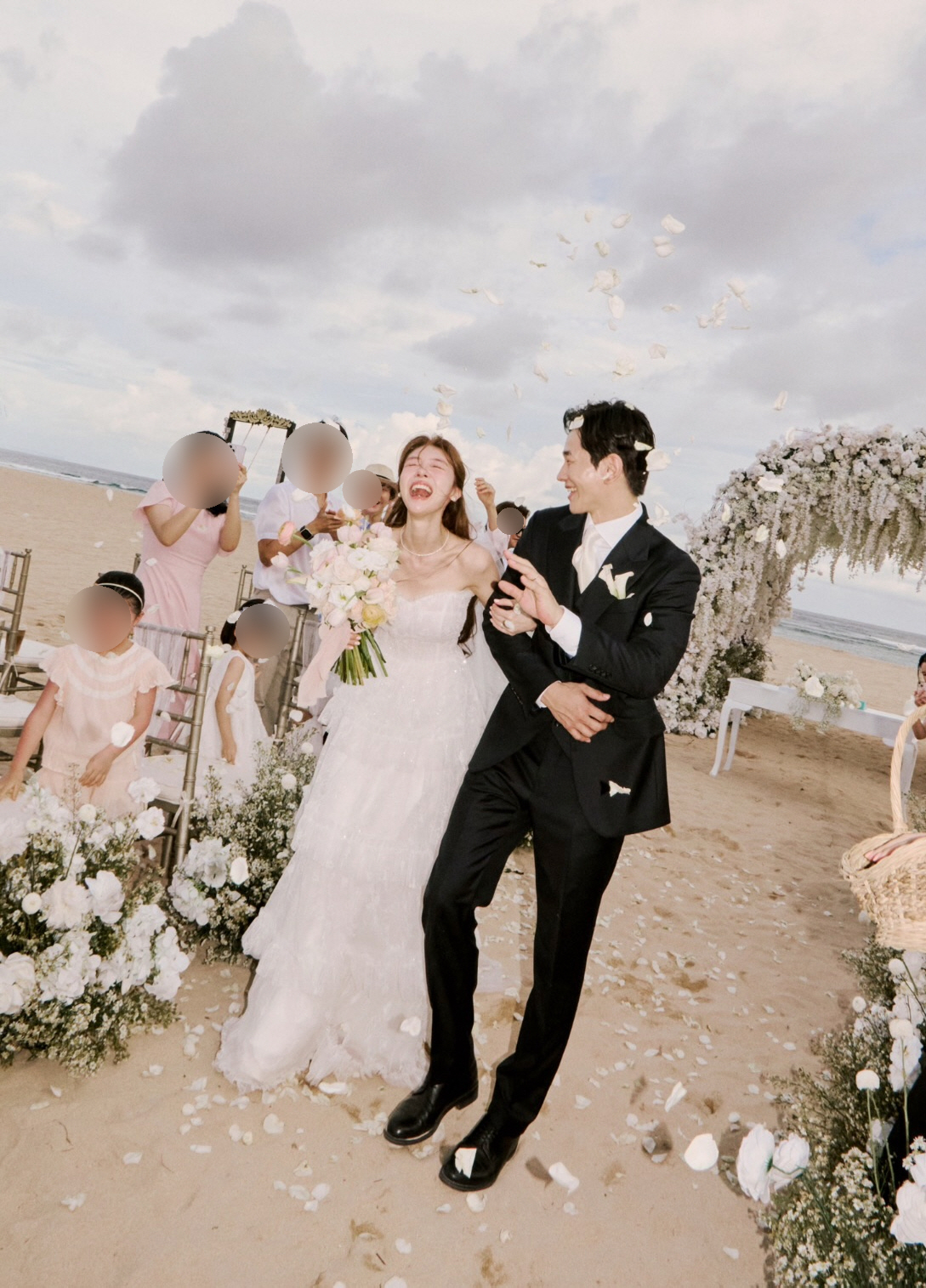 방민아♥온주완, 대놓고 럽스타그램..달달한 신혼부부 투샷 공개