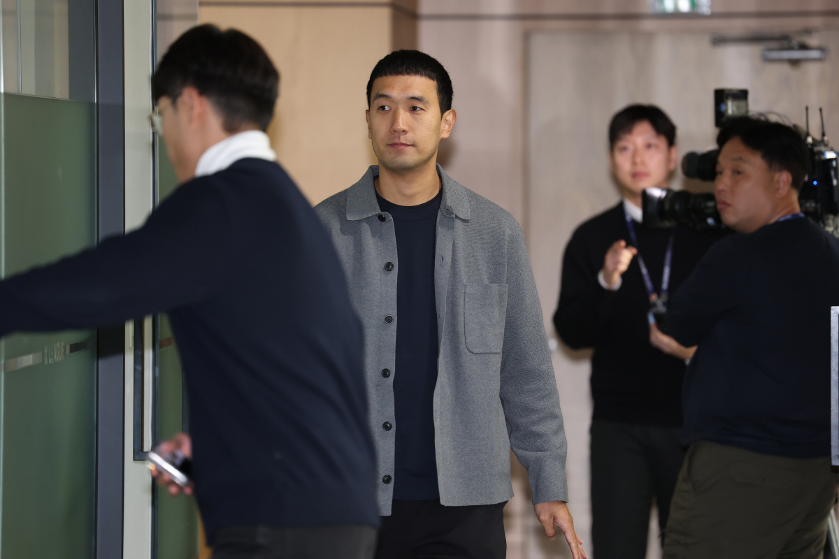 '김우성 3개월 징계' 정몽규 KFA 회장, FIFA에서 '외계인 주심'…