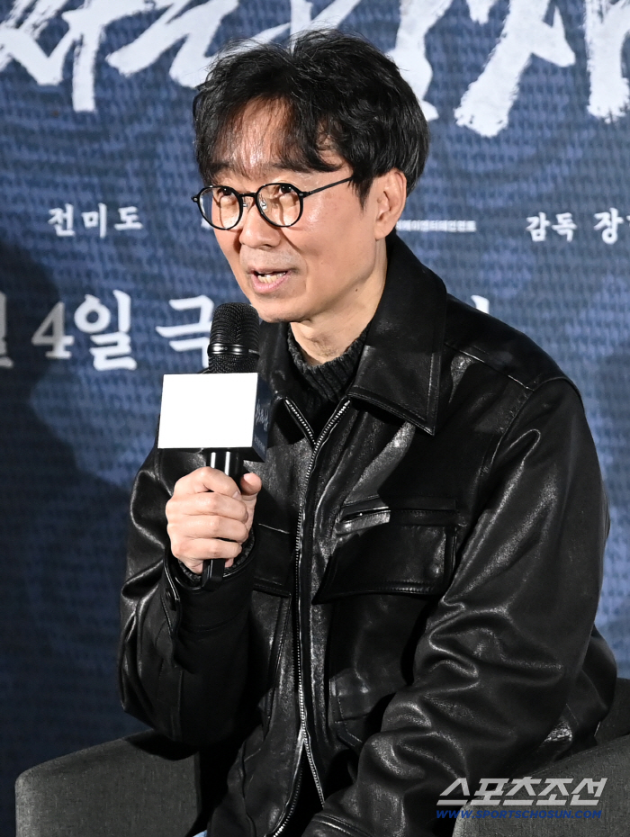 '왕과 사는 남자' 장항준 "♥김은희가 당장 해보라고 추천, 난 점집 안 가" 폭소