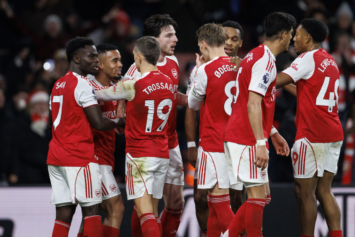 '레전드' 앙리의 '푹풍' 경고 "부상 변명 안돼, 아스널 무조건 우승해…